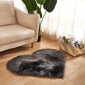 1pc Heart-Shaped Plush Rug - Soft and Fluffy Carpet for Living Room, Bedroom, and Sofa - Perfect Home and Room Decor (Color: Dark gray, size: 15.75*15.75inch)